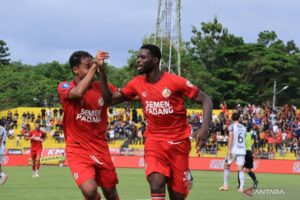 semen-padang-fc-ungguli-bali-united-1-0-pada-babak-pertama