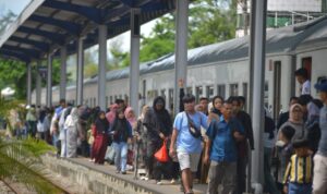 antusiasme-tinggi-saat-libur-tahun-baru-islam,-ka-pariaman-ekspres-layani-6.192-penumpang-dalam-sehari