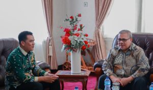 ketua-dprd-sumbar-lakukan-kunker-ke-istana-bung-hatta-bukittingi