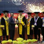 orasi-ilmiah-di-wisuda-139-unp,-bupati-padang-pariaman-ajak-wisudawan-kembangkan-potensi-ekonomi-kreatif
