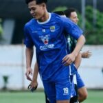 persib-bandung-mulai-latihan-pramusim,-deretan-pemain-anyar-turut-bergabung