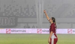 bikin-haru,-pemain-naturalisasi-timnas-putri-indonesia-dedikasikan-gol-untuk-mendiang-sang-nenek