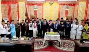 dprd-gelar-sidang-paripurna-hut-kota-pariaman-ke-23