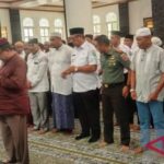 pemkab-malra-shalatkan-jenazah-mahasiswa-ugm-yang-tenggelam