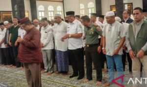 pemkab-malra-shalatkan-jenazah-mahasiswa-ugm-yang-tenggelam