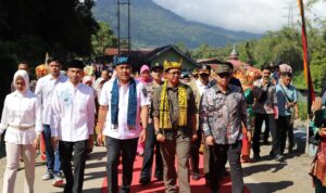 rusak-akibat-lahar-dingin-marapi,-kepala-bnpb-resmikan-sejumlah-infrastruktur-di-padang-panjang