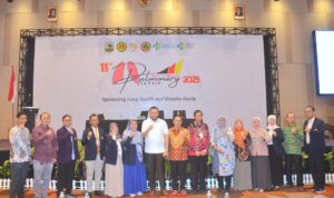walikota-padang-fadly-amran-tampil-sebagai-keynote-speaker-dalam-simposium-dan-workshop-nasional walikota-padang-fadly-amran-tampil-sebagai-keynote-speaker-dalam-simposium-dan-workshop-nasional