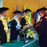 unand-lahirkan-1.411-lulusan-baru,-siap-arungi-dunia-yang-penuh-tantangan-dan-peluang