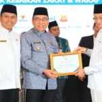 kota-padang-raih-penghargaan-kolaborator-pemerintah-daerah-terbaik-dalam-zakat-wakaf-award-2025