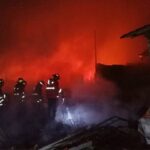 empat-unit-rumah-dan-satu-mobil-di-padang-ludes-terbakar,-kerugian-capai-rp-1-miliar