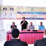 bupati-jhon-kenedi-aziz-hadiri-pengukuhan-pengurus-pbvsi-padang-pariaman