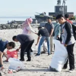 walikota-kerahkan-asn-bersihkan-pantai-gandoriah-dari-sampah
