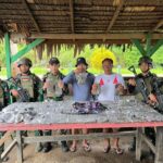 patroli-perbatasan,-satgas-pamtas-statis-ri-png-yonif-131/brajasakti-gagalkan-peredaran-ganja