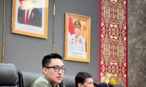 rachmad-wijaya-minta-wali-kota-padang-fadly-amran-serius-tangani-opd-yang-belum-capai-target-pad rachmad-wijaya-minta-wali-kota-padang-fadly-amran-serius-tangani-opd-yang-belum-capai-target-pad