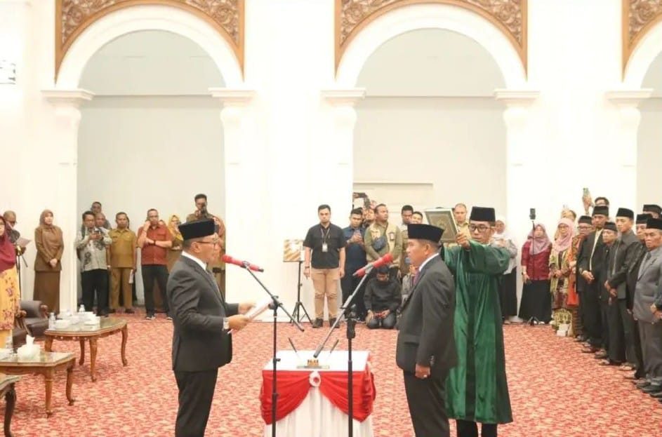 wali-kota-lantik-sekretaris-daerah-kota-bukittinggi