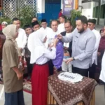 walikota-padang-bagikan-seragam-gratis-untuk-ribuan-siswa,-pengajuan-masih-dibuka-hingga-31-juli-2025