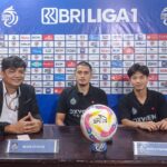 manajemen-semen-padang-fc-tak-perpanjang-kontrak-asisten-pelatih-hengki-ardiles