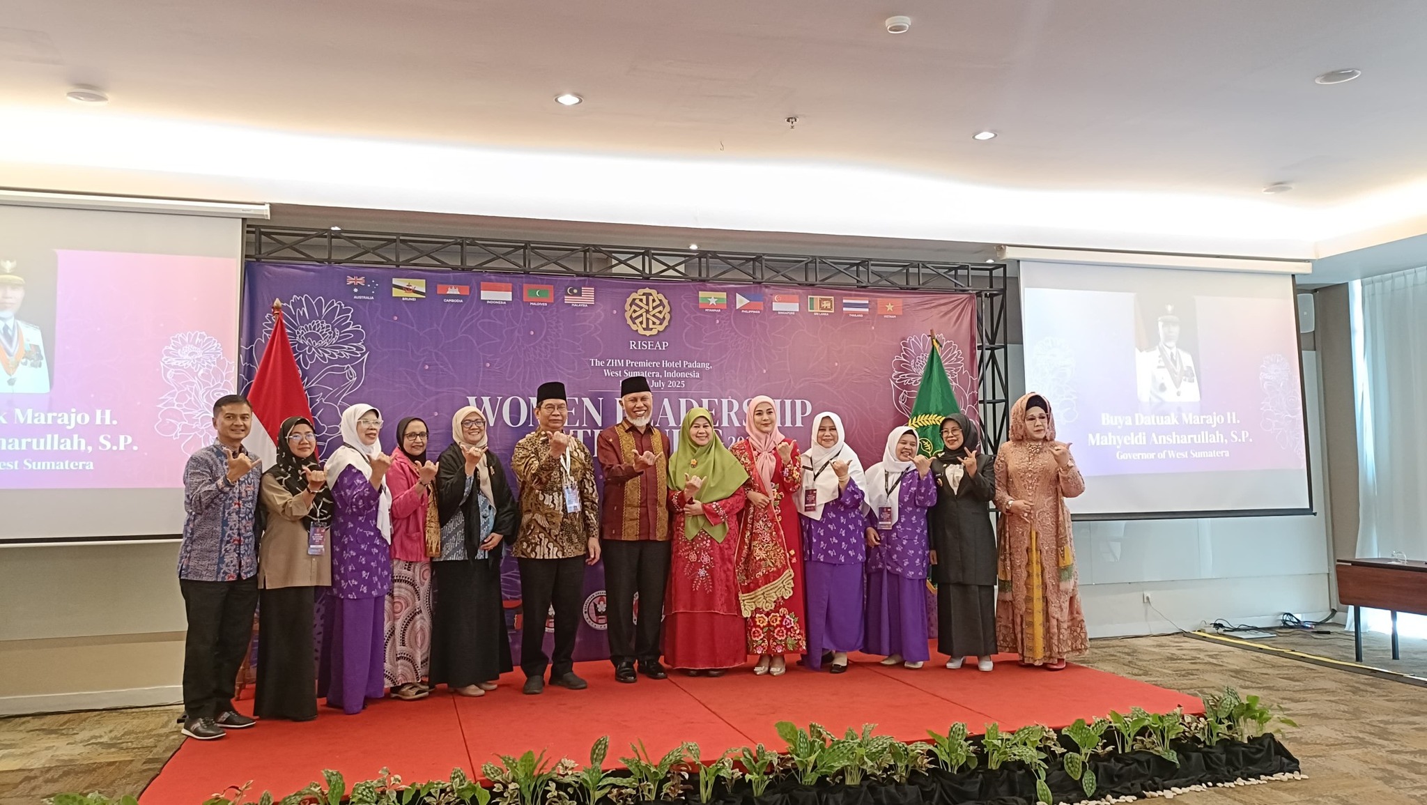 wabup-dharmasraya-hadiri-pembukaan-international-women-leadership-training