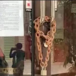 kecewa-anaknya-tidak-diterima-warga-gembok-sman-5-bukittinggi