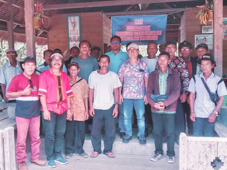 masyarakat-adat-mentawai-sebut-ksp-bakal-evaluasi-izin-pt-sps-di-pulau-sipora