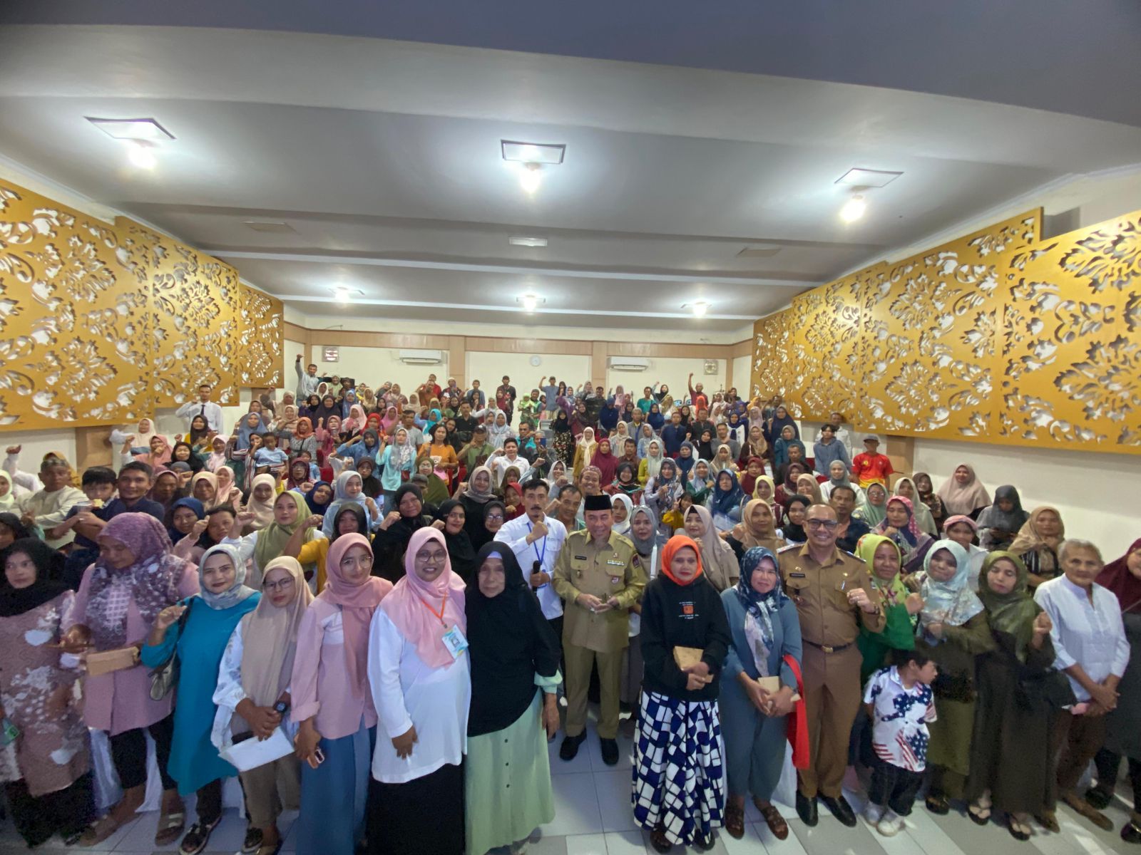 wakil-walikota-padang-resmi-buka-program-sekolah-rakyat-menengah-pertama-di-kota-padang