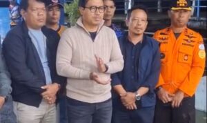 6-korban-boat-terbalik-di-mentawai-selamat-setelah-berenang-berjam-jam-ke-daratan 6-korban-boat-terbalik-di-mentawai-selamat-setelah-berenang-berjam-jam-ke-daratan