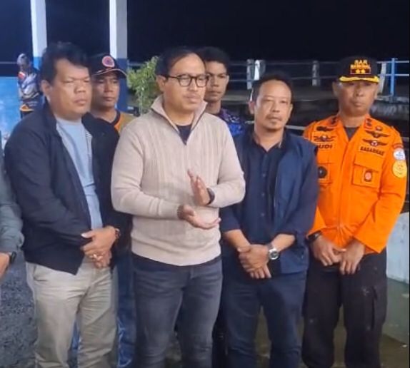 6-korban-boat-terbalik-di-mentawai-selamat-setelah-berenang-berjam-jam-ke-daratan