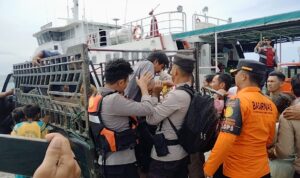 kabar-terbaru-terbaliknya-kapal-pembawa-anggota-dprd-dan-opd-mentawai;-17-ditemukan-selamat,-1-masih-hilang kabar-terbaru-terbaliknya-kapal-pembawa-anggota-dprd-dan-opd-mentawai;-17-ditemukan-selamat,-1-masih-hilang