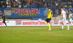ole-romeny-menggila,-oxford-united-lolos-final-piala-presiden-2025-usai-bantai-arema