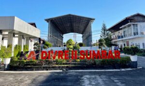 pt-kai-divre-ii-sumbar-dukung-kegiatan-hut-ikw-ri-ke-ix-tahun-2025