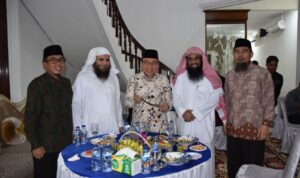 wakil-walikota-padang-terima-kunjungan-kedutaan-arab-saudi-syeikh-ahmad-bin-essa-al-hazimi