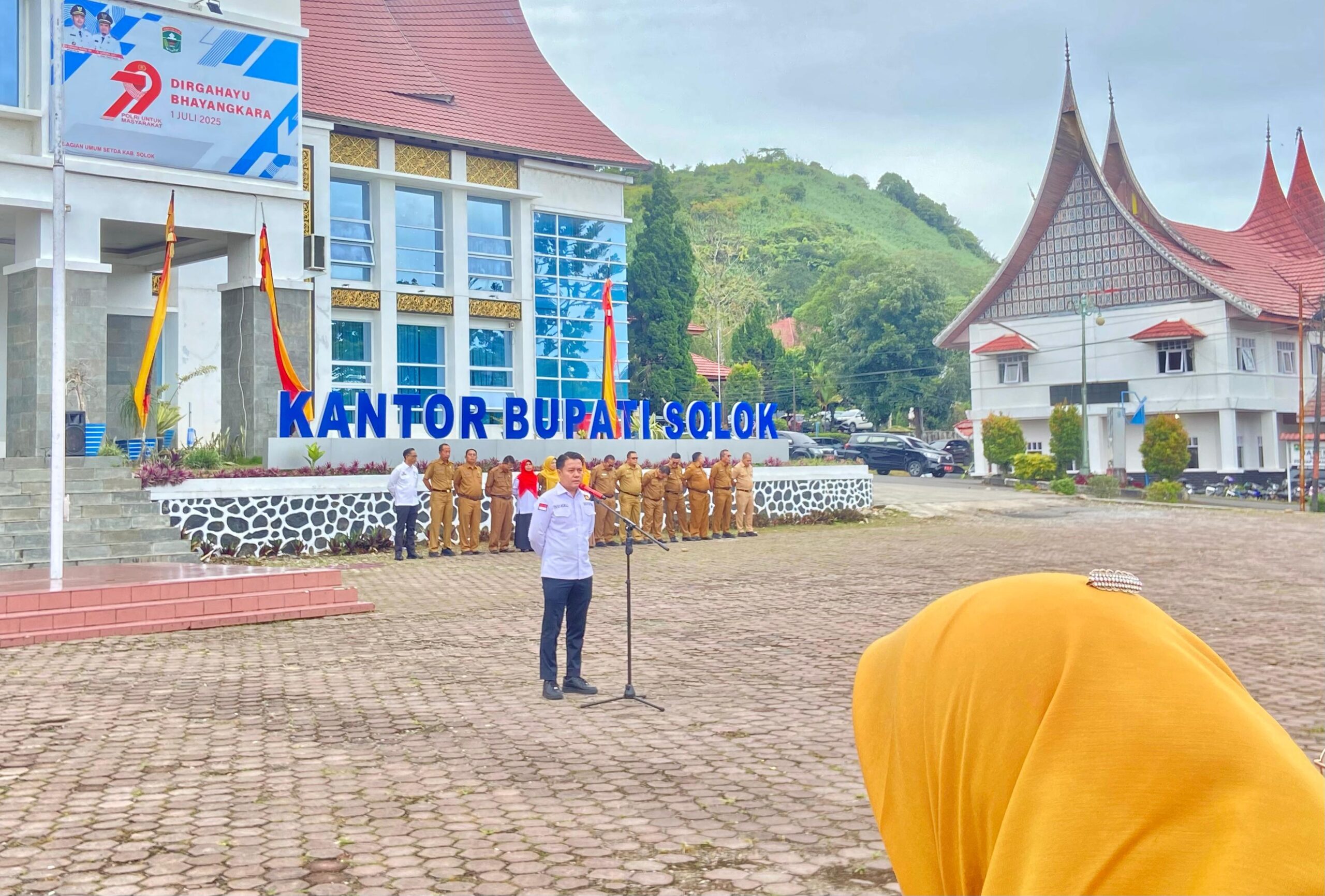 inspektur-daerah-pimpin-apel-pagi-pemerintah-kabupaten-solok