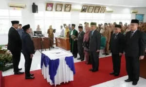 resmi!-abdurrahman-hadi-dilantik-jadi-sekda-tanah-datar,-bupati:-semua-asn-lokal