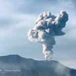 gunung-marapi-meletus,-warga-dengar-dentuman