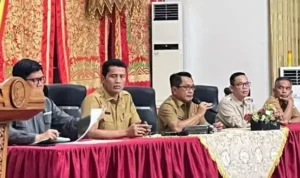 bupati-jka-ambil-sikap-tegas-terkait-pungutan-liar-di-sekolah