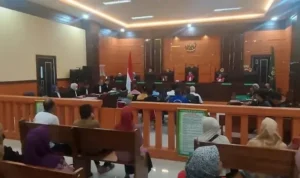 sidang-kasus-dugaan-korupsi-ganti-rugi-jalan-tol,-11-terdakwa-dituntut-berbeda