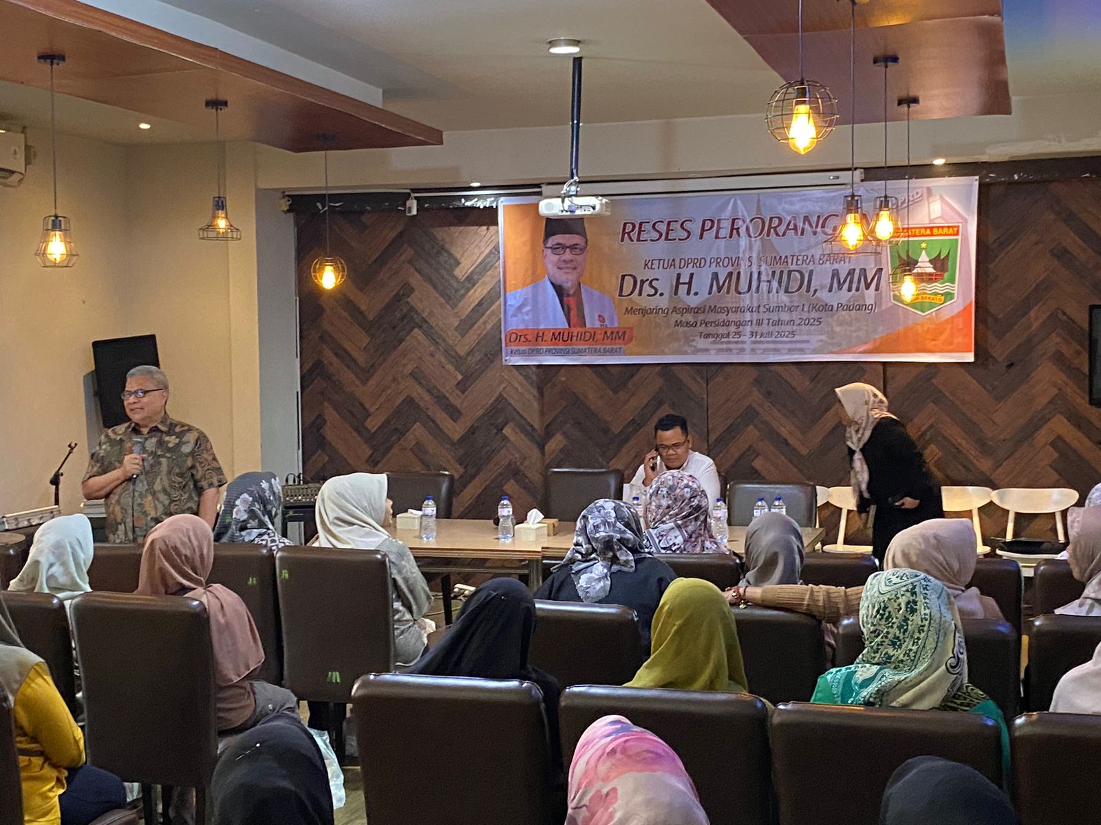 reses-perorangan,-muhidi-sarankan-pelaku-usaha-buat-kelompok-agar-mudah-penyaluran-bantuan