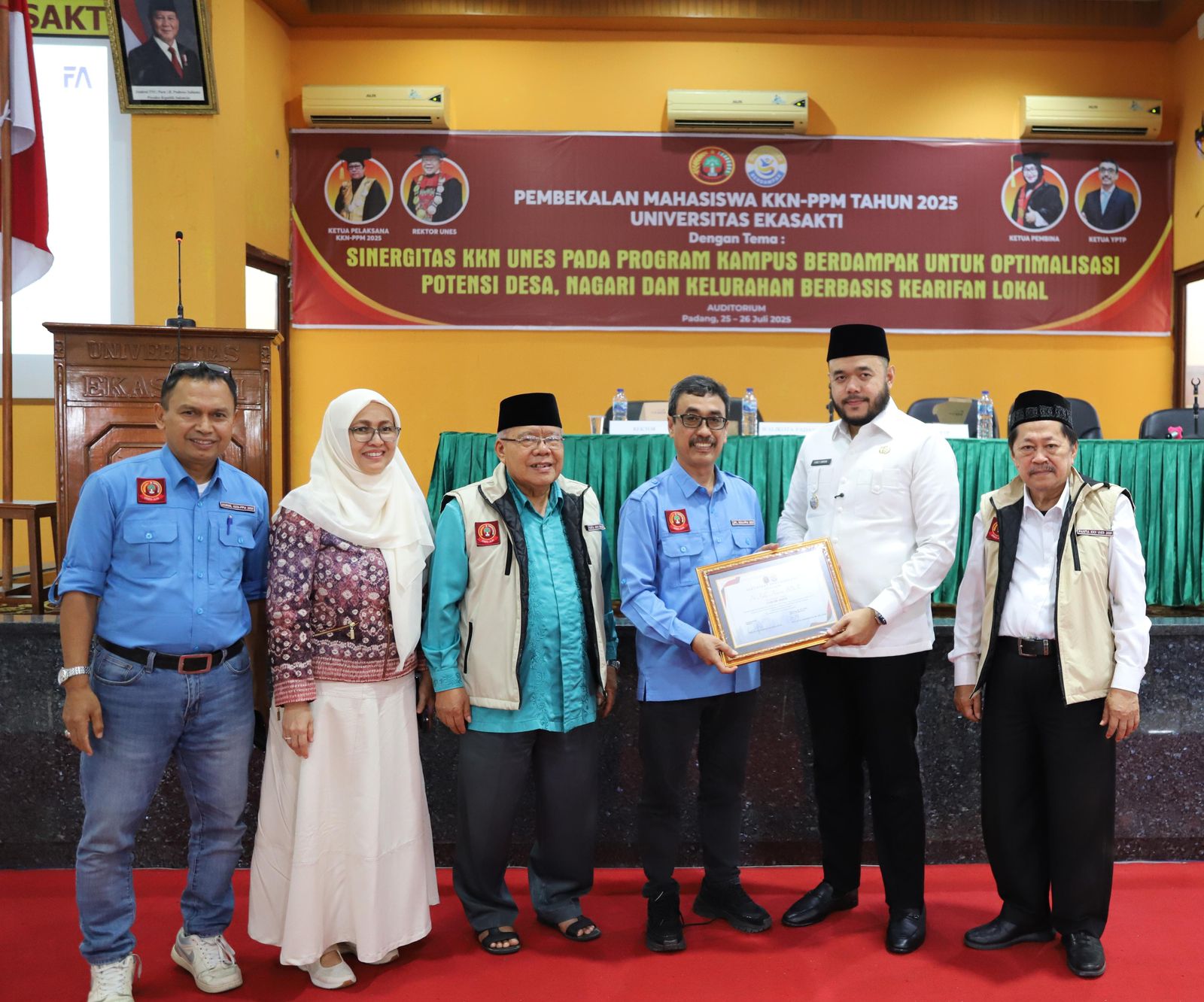 fadly-amran-jadi-narasumber-dalam-pembekalan-kkn-ppm-unes-tahun-2025