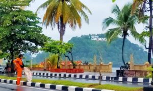 hjk-padang-semakin-dekat,-“perempuan-bersih”-jaga-wajah-kota