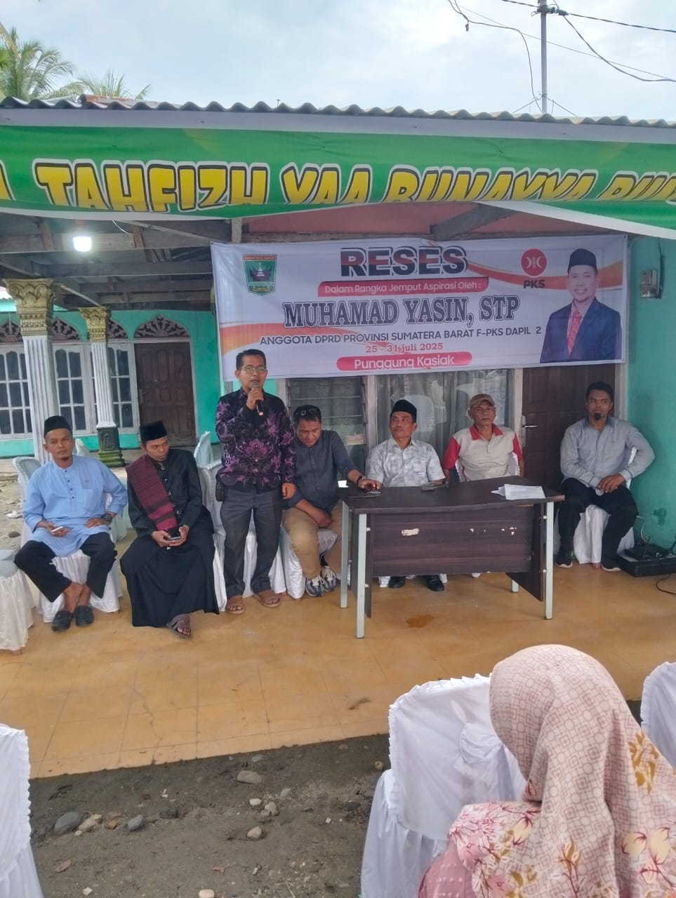 ketua-bapemperda-dprd-sumbar-muhammad-yasin-reses-di-punggung-kasiak,-ini-aspirasi-warga