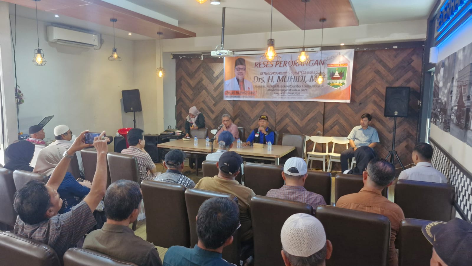 tampung-aspirasi-warga-andalas,-ketua-dprd-sumbar-dorong-pengembangan-umkm