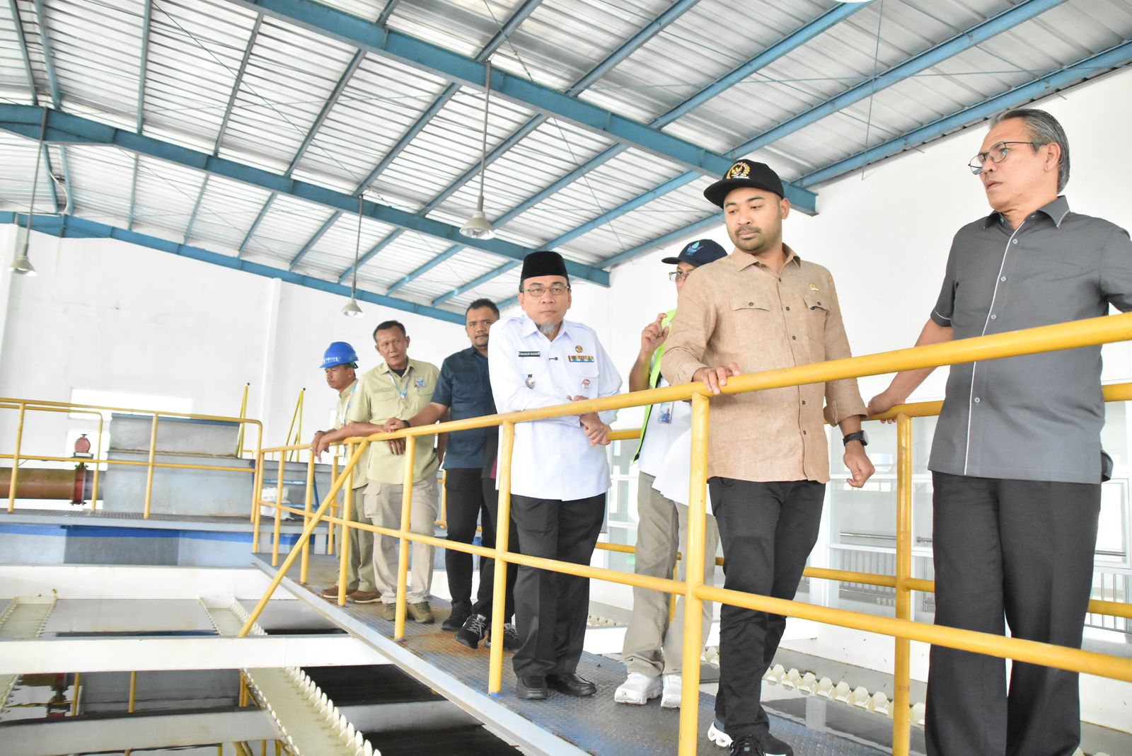 maigus-nasir-dampingi-anggota-komisi-v-dpr-ri,-zigo-rolanda-ke-pelabuhan-muaro-padang