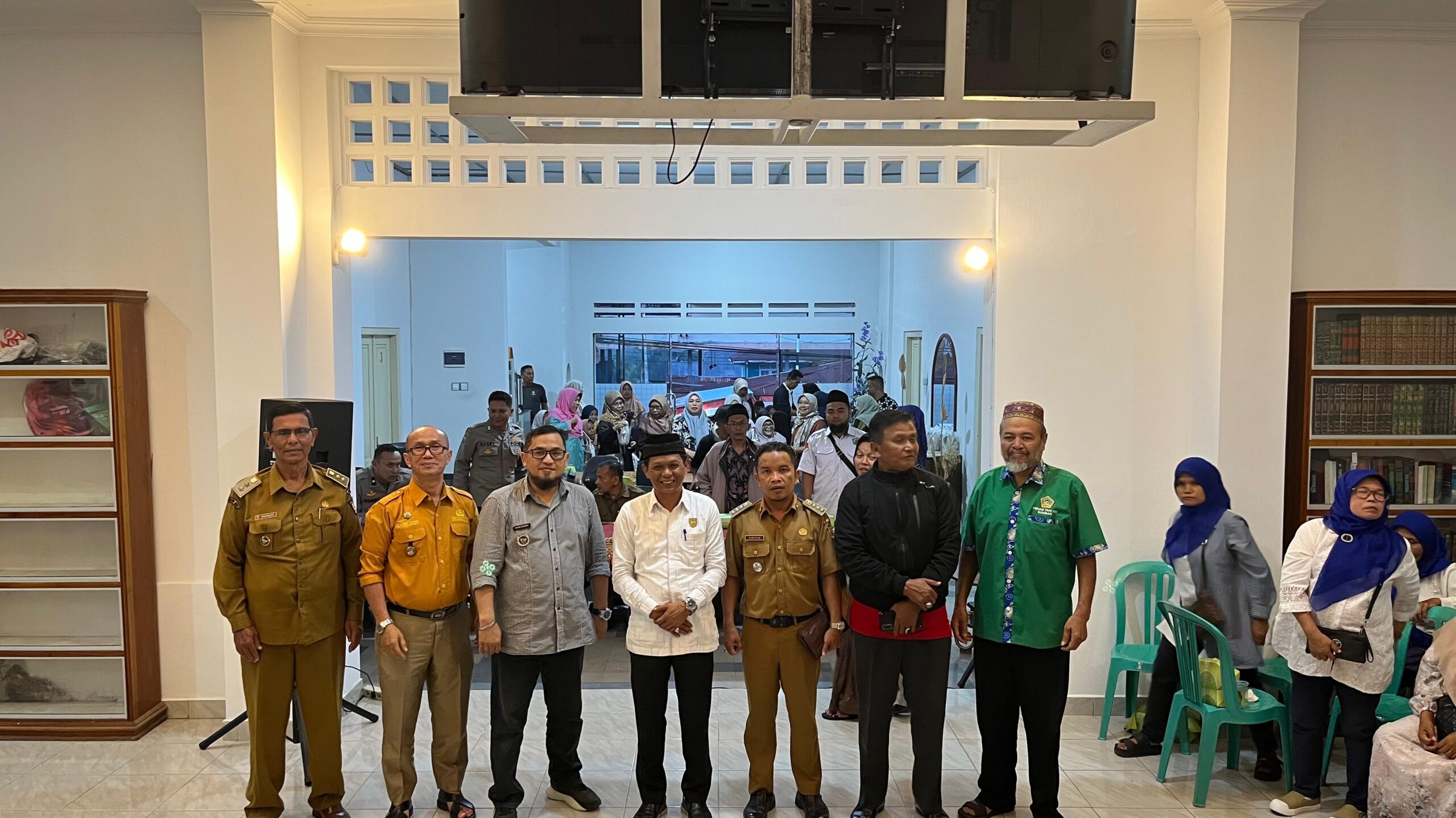 anggota-dprd-sumbar-ridwan-dt.-tumbijo-serap-aspirasi-umkm-dan-seniman