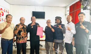 serahkan-sk-pjkip-padang-panjang,-almudazir:-langkah-nyata-transparansi serahkan-sk-pjkip-padang-panjang,-almudazir:-langkah-nyata-transparansi