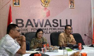 bawaslu-mentawai-adakan-rapat-pembinaan-sdm-pengawas-dan-sekretariat bawaslu-mentawai-adakan-rapat-pembinaan-sdm-pengawas-dan-sekretariat