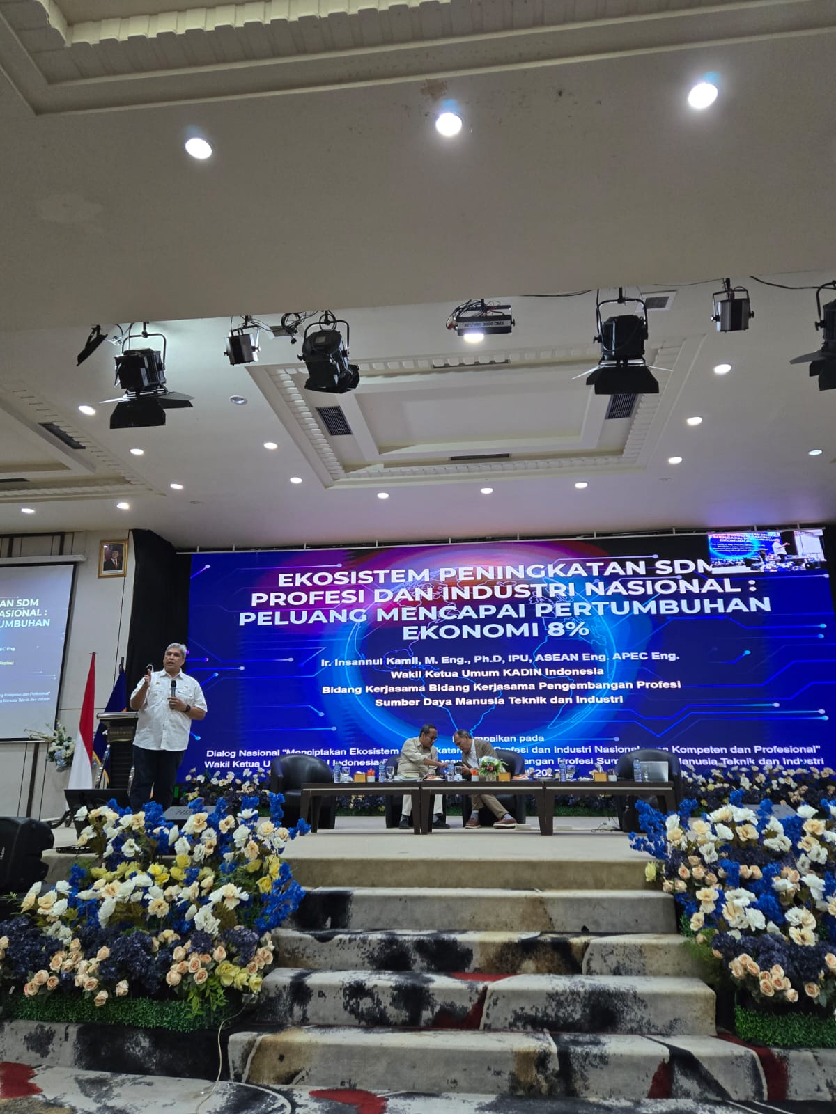 dialog-nasional,-waketum-kadin-indonesia-insannul-kamil-bahas-sdm-profesional-dan-industri-kompeten