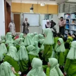 murid-sd-pertiwi-2-ikuti-pelatihan-di-dinas-kearsipan-dan-perpustakaan-sumbar