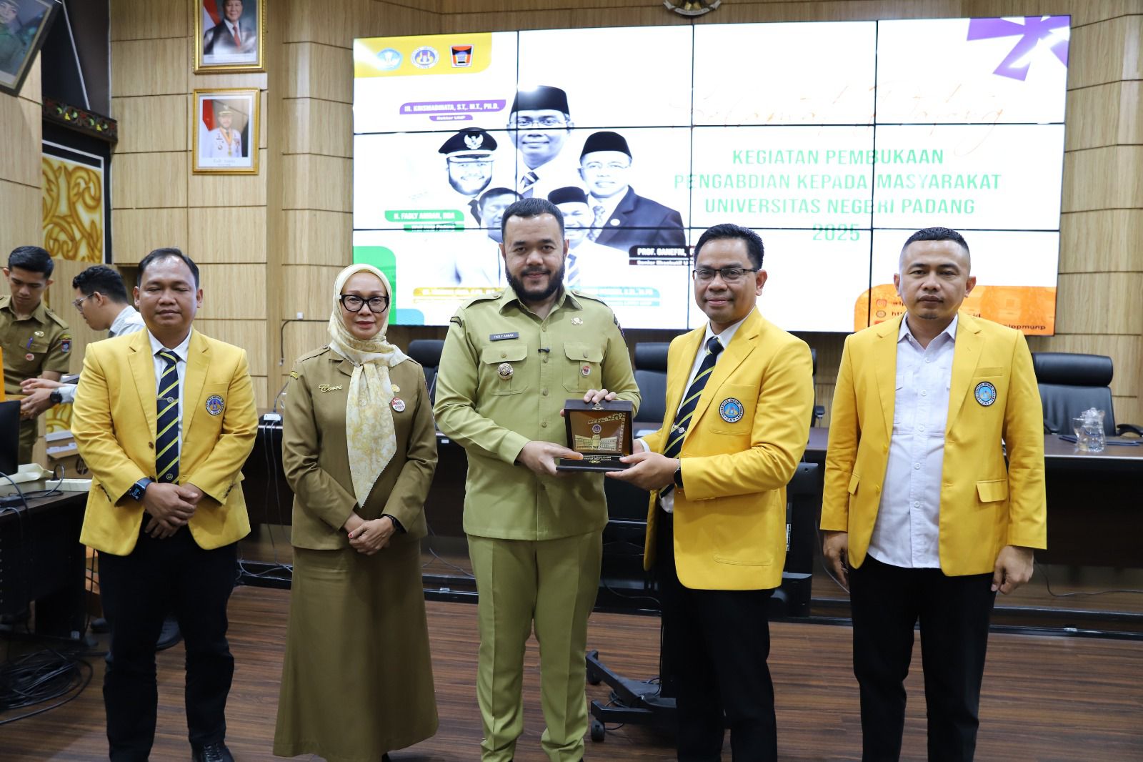 rpjmd-jadi-fokus-sinergi-unp-dan-pemko-padang-dalam-program-pengabdian-2025