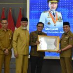 pemko-padang-boyong-tiga-penghargaan-sekaligus