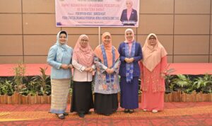 rakor-bkow-sumbar-perkuat-peran-perempuan-dalam-pembangunan
